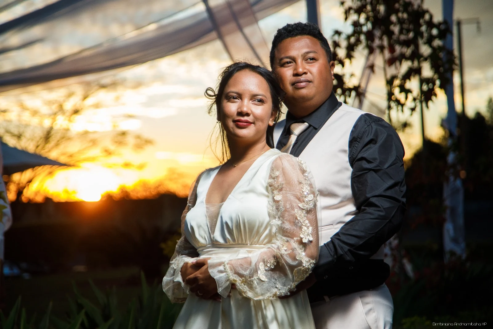 Fenohasina et Mahefa photographiés ensemble
